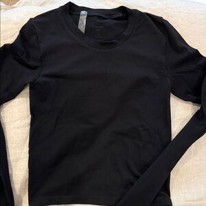 Aritzia Long Sleeve seamless Top